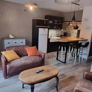 Le Refuge Du Bugey , Saint-Sorlin-en-Bugey Frankrijk